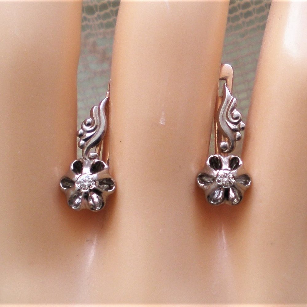 Vintage Soviet USSR 14K 583 Rose Pink White Gold Diamond Buttercup Earrings